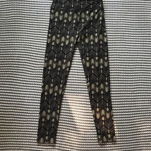 LuLaRoe sage green and  black patterned leggings